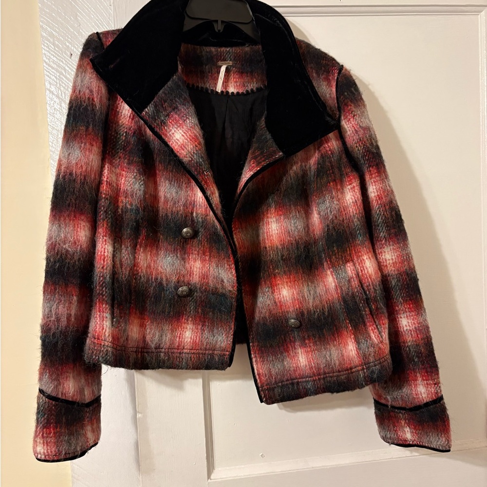 Plaid Women's Jacket - Red and Black